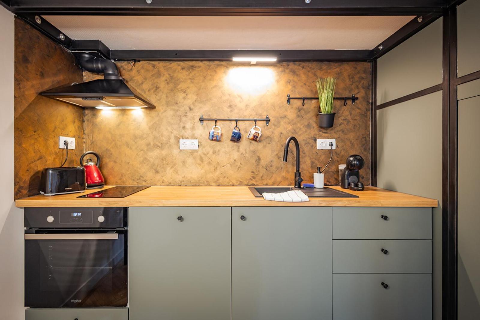 Rumbastic New - Location With Ac Appartement Boedapest