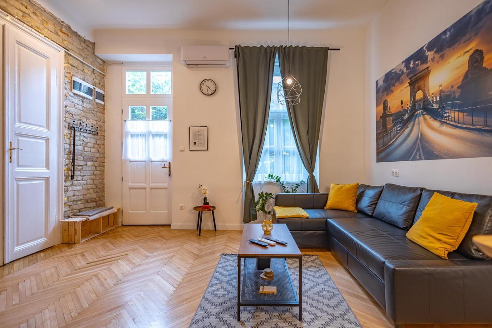 Appartement Rumbastic New - Location With Ac Boedapest